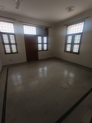 5 BHK Villa For Sale in Farukh Nagar