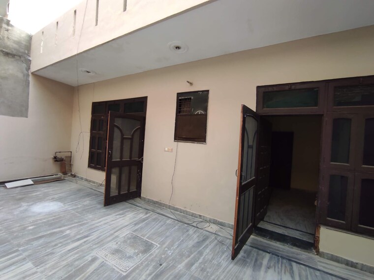 undefined, farukh nagar 5 Bedroom 3200 Sq.Ft. Villa In Farukh Nagar Gurgaon 8459517