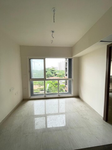 2 BHK Apartment For Rent in Lodha Golden Dream, Dombivli East