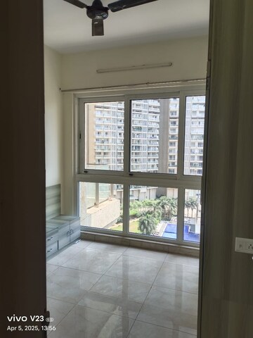 Master Bedroom in 2 BHK Apartment at Wadhwa Pristine, Matunga West – for Rent