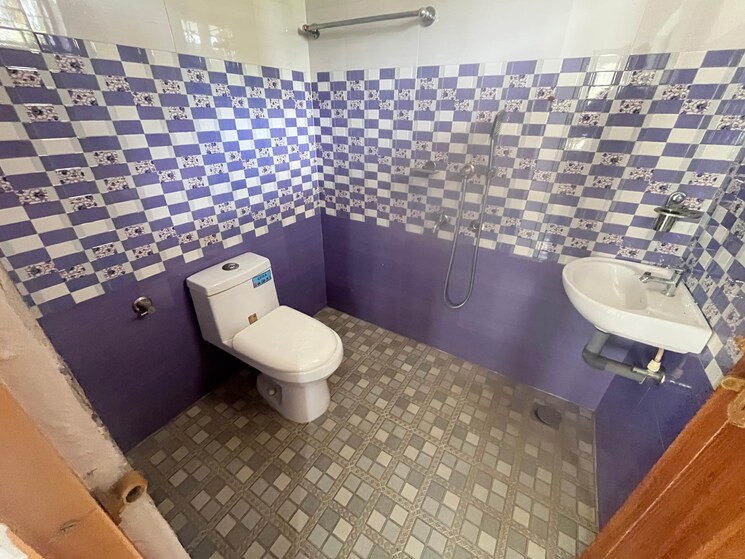 Bathroom, muthuvara 3 Bedroom 1450 Sq.Ft. Villa In Muthuvara Thrissur 8459526