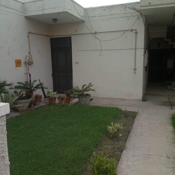 2 BHK Independent House – Exterior View View at Sector 14 - for Rent