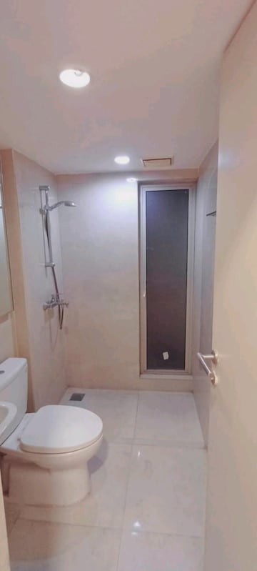 Bathroom in 1.5 BHK Apartment at Hiranandani Lavinia, Ghodbunder Road – for Rent