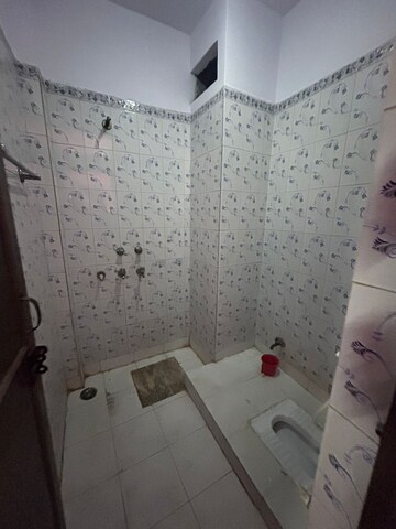 Bathroom in 2 BHK Builder Floor at Sector 56 – for Rent