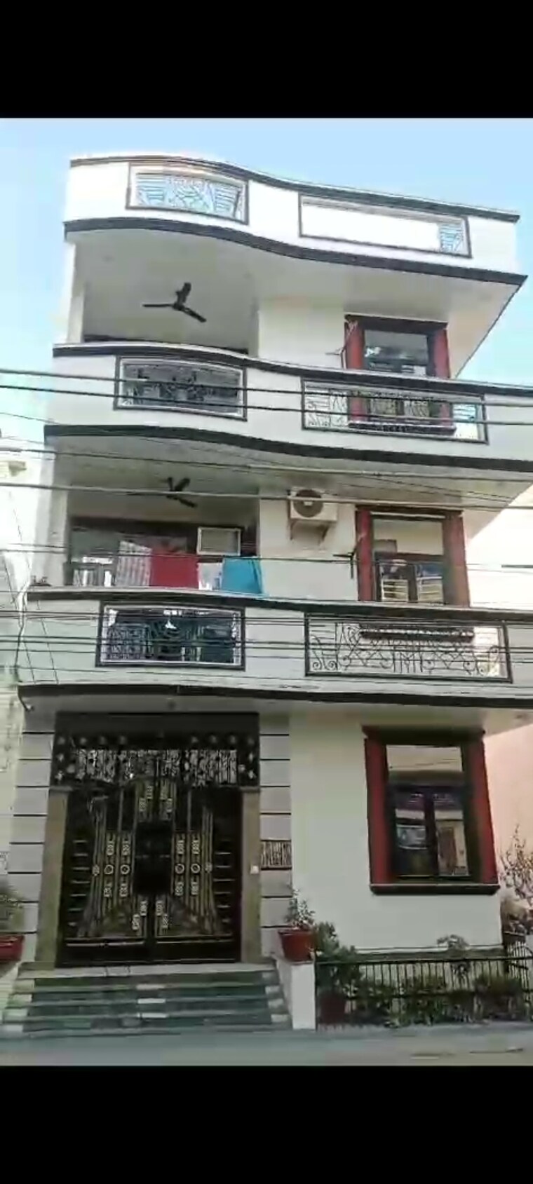 Balcony, girdhar-enclave 6+ Bedroom 1500 Sq.Ft. Independent House In Gt Road Ghaziabad 8459841