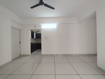 Room in 3 BHK Apartment at Vars Parkwood, Bellandur – for Rent