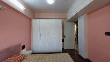 Master Bedroom in 2 BHK Apartment at Sai Sagar Tower, Goregaon East – for Rent