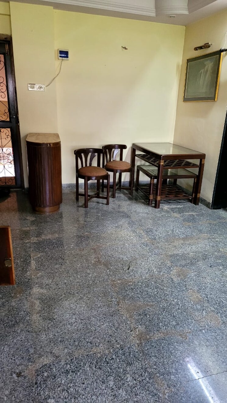 Living Room, sion 1 Bedroom 430 Sq.Ft. Apartment In Sion Mumbai 8459870