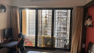 Bedroom in 2 BHK Apartment at Riddhi Tower, Malad East – for Rent
