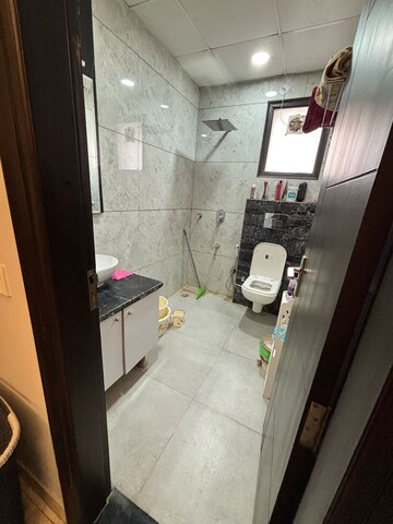 Bathroom in 3 BHK Builder Floor at Sushant Lok 3, Sector 57 – for Rent
