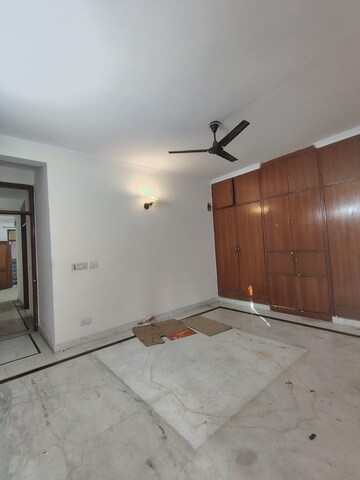 Master Bedroom in 1 BHK Builder Floor at New Gupta Colony – for Sale