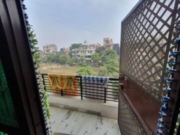 Balcony in 4 BHK Builder Floor at Vasundhara Sector 1 – for Rent