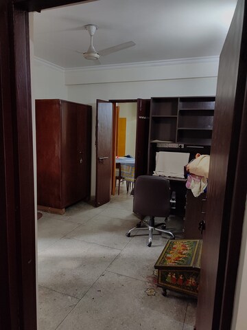 Master Bedroom in 3 BHK Apartment at Jnu Aravali Apartments, Sector 56 – for Rent