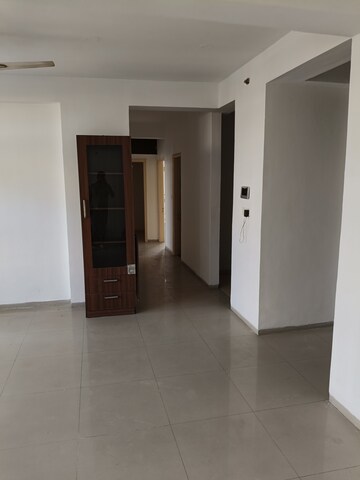Master Bedroom in 3 BHK Apartment at Sushma Elite Cross, Dhakoli Village – for Rent