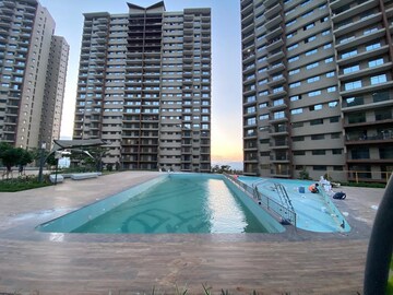 Room in 3 BHK Apartment at Shapoorji Pallonji Vanaha Springs, Bavdhan – for Rent