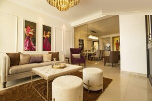 Bedroom in 3.5 BHK Builder Floor at Sushma Valencia, International Airport Road – for Sale