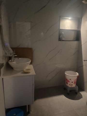 Bathroom in 3 BHK Apartment at Paramount Emotions, Sector 1 Greater Noida – for Rent