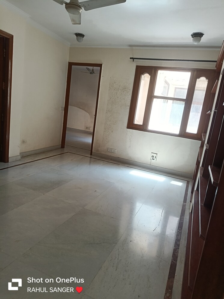 Master Bedroom, panchsheel vihar 3 Bedroom 100 Sq.Yd. Builder Floor In Panchsheel Vihar Delhi 8460251