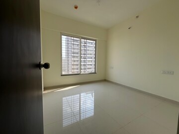 Room in 2 BHK Apartment at Kolte Patil R10, Hinjewadi – for Rent