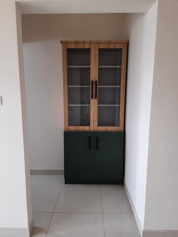 Room in 3 BHK Apartment at Ashoka Lake Side, Manikonda – for Rent
