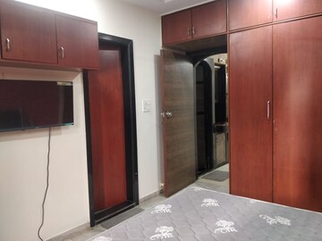 Master Bedroom in 2 BHK Apartment at Hiranandani Garden Brentwood, Powai – for Rent