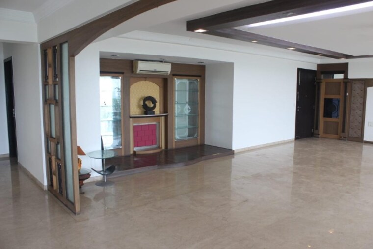 Master Bedroom, hiranandani-gardens-evita 5 Bedroom 4000 Sq.Ft. Apartment In Powai Mumbai 8460303