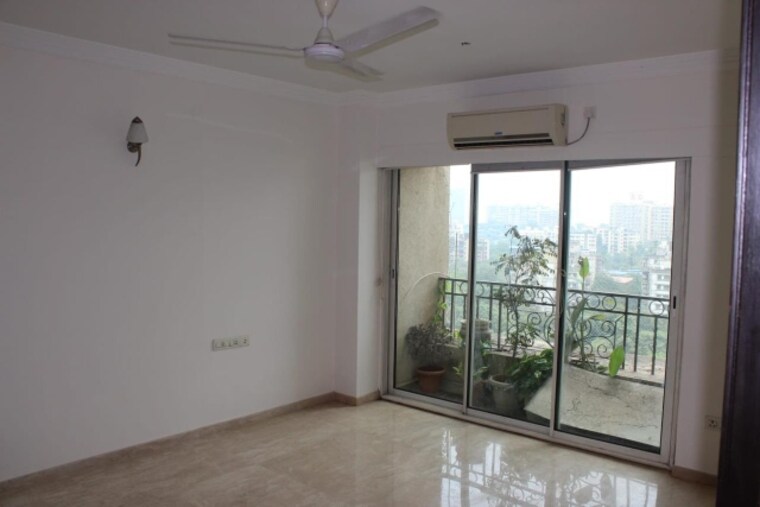 Master Bedroom, hiranandani-gardens-evita 5 Bedroom 4000 Sq.Ft. Apartment In Powai Mumbai 8460303
