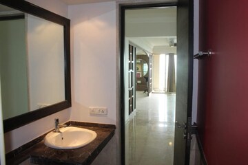 Bathroom in 5 BHK Apartment at Hiranandani Gardens Evita, Powai – for Sale