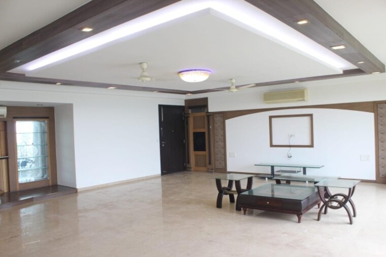 Gym, hiranandani-gardens-evita 5 Bedroom 4000 Sq.Ft. Apartment In Powai Mumbai 8460303