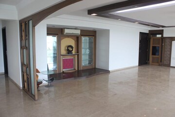 Master Bedroom in 5 BHK Apartment at Hiranandani Gardens Evita, Powai – for Rent