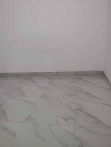 Room in 2 BHK Builder Floor at Govindpuri – for Rent