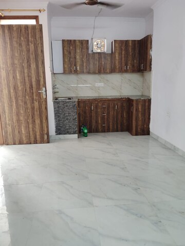 2 BHK Builder Floor For Rent in Govindpuri