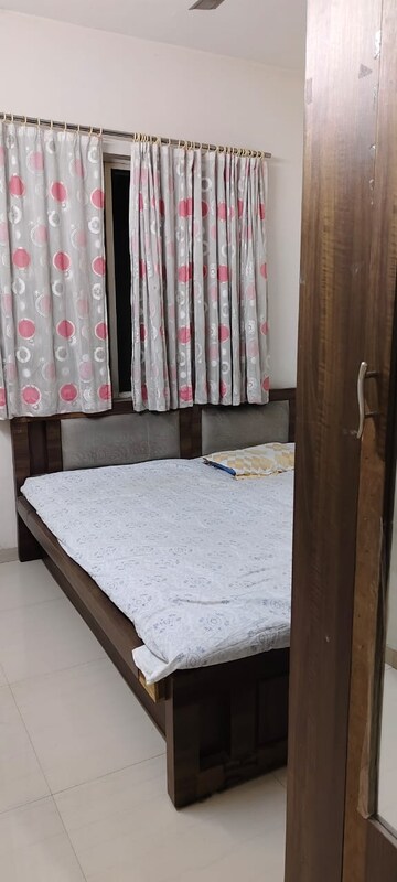 Bedroom in 2 BHK Apartment at Kunal Belleza, Bavdhan – for Rent