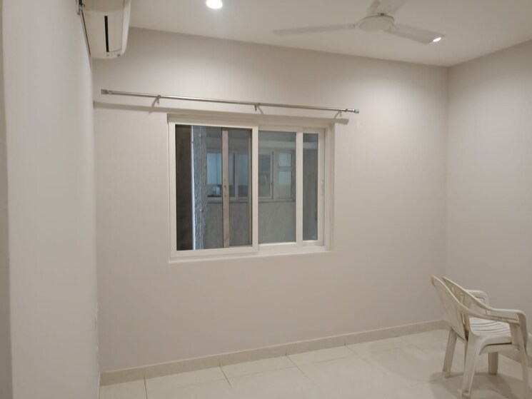Master Bedroom, prestige-high-fields 3.5 Bedroom 1993 Sq.Ft. Apartment In Gachibowli Hyderabad 8460404