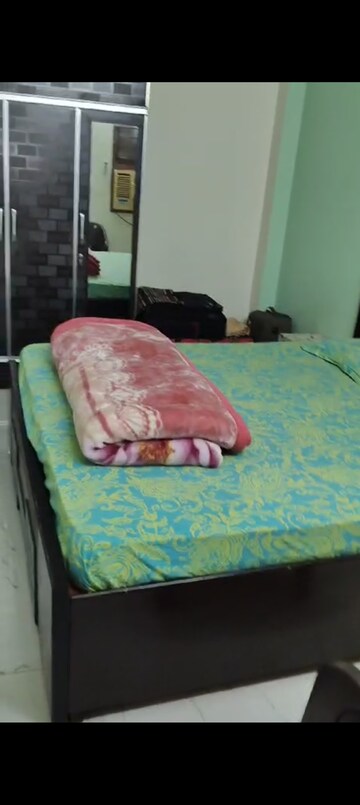 Bedroom in 2 BHK Builder Floor at MVL IPark, Sector 15 – for Rent