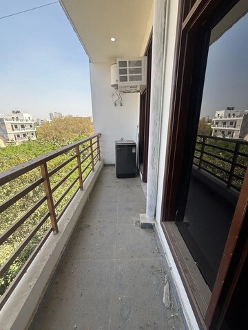 1 BHK Builder Floor – Map Location View at Sushant Vyapaar Kendra, Sector 43 - for Rent