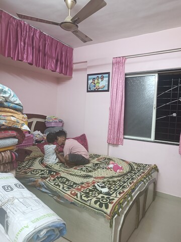 Bedroom in 1.5 BHK Apartment at Neha Corner, Dhankawadi – for Rent