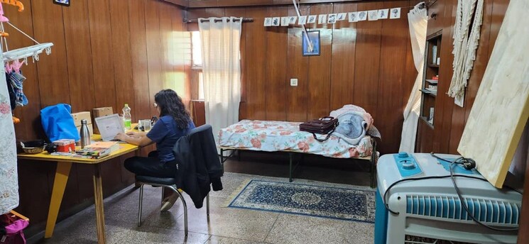 Bedroom, new gupta colony 2 Bedroom 80 Sq.Yd. Builder Floor In New Gupta Colony Delhi 8460532