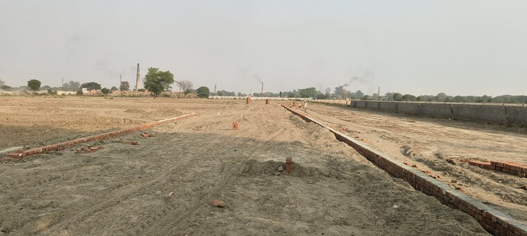 Garden, upsidc site b  100 Sq.Yd. Plot In Upsidc Site B Greater Noida 8460548