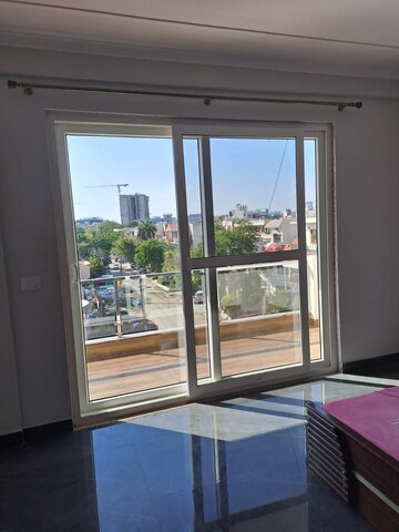 Room in 3 BHK Apartment at Kohinoor Viva Pixel, Dhanori – for Sale