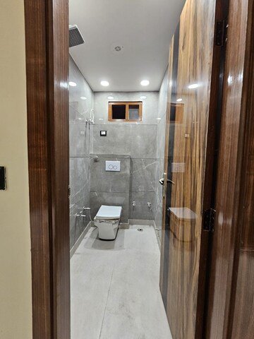Bathroom in 3 BHK Apartment at Kohinoor Viva Pixel, Dhanori – for Sale