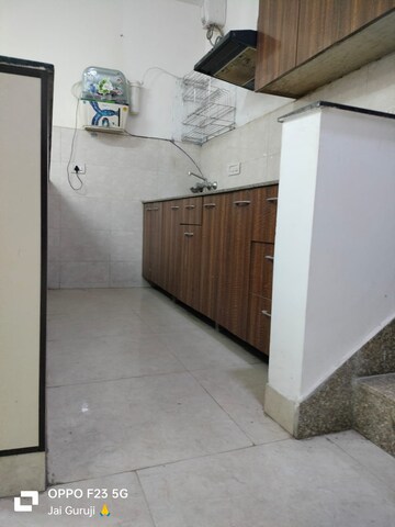 Master Bedroom in 1 BHK Builder Floor at Malviya Nagar – for Rent