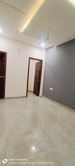 Master Bedroom in 3 BHK Villa at Gomti Nagar – for Sale