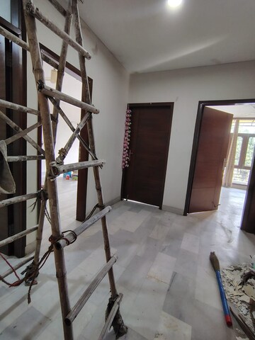Master Bedroom in 2 BHK Builder Floor at Malviya Nagar – for Rent