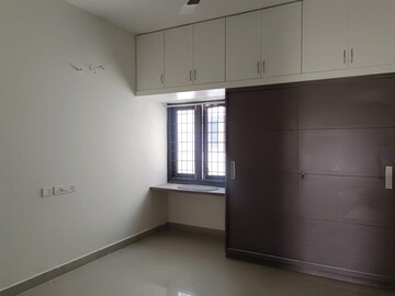Room in 3 BHK Apartment at The Down Town, Banjara Hills – for Rent