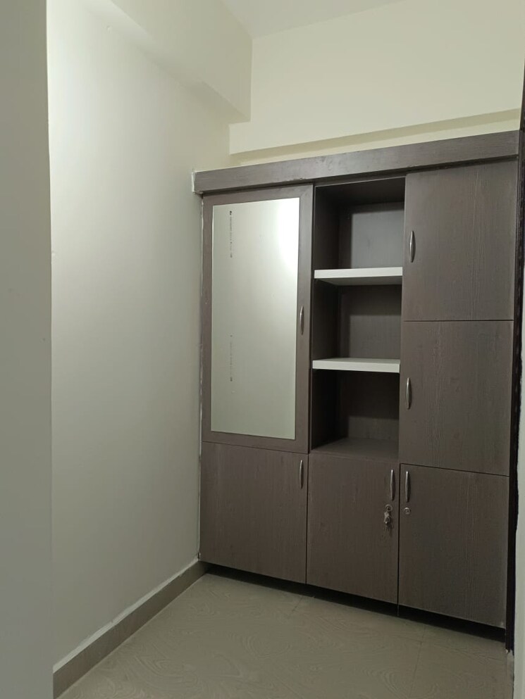 Room, the-down-town 3 Bedroom 2250 Sq.Ft. Apartment In Banjara Hills Hyderabad 8461063