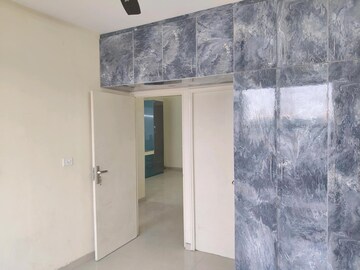2 BHK Apartment For Rent in Pyramid Urban Homes 3, Sector 67a