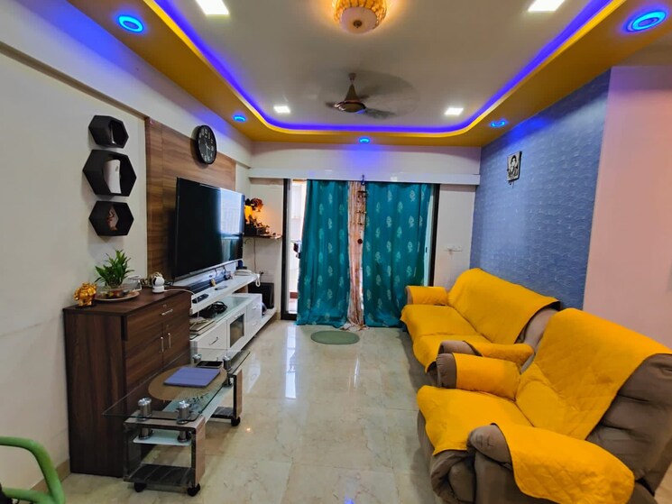 Living Room, siddhi-highland-park-phase-2 2 Bedroom 950 Sq.Ft. Apartment In Kapur Bawdi Thane 8461170