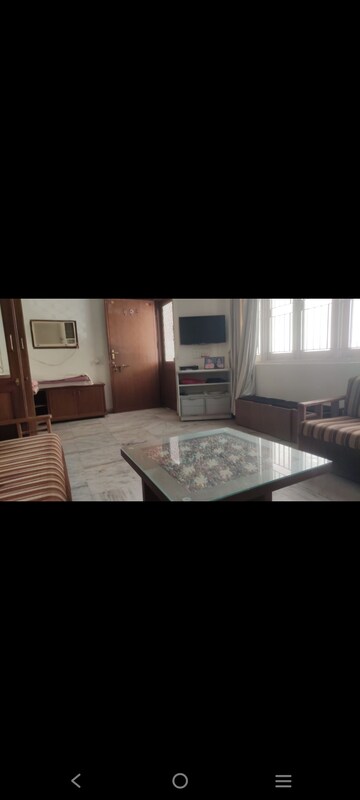 Bedroom in 4 BHK Villa at Maruti Neelkanth Bungalows, Satellite – for Rent