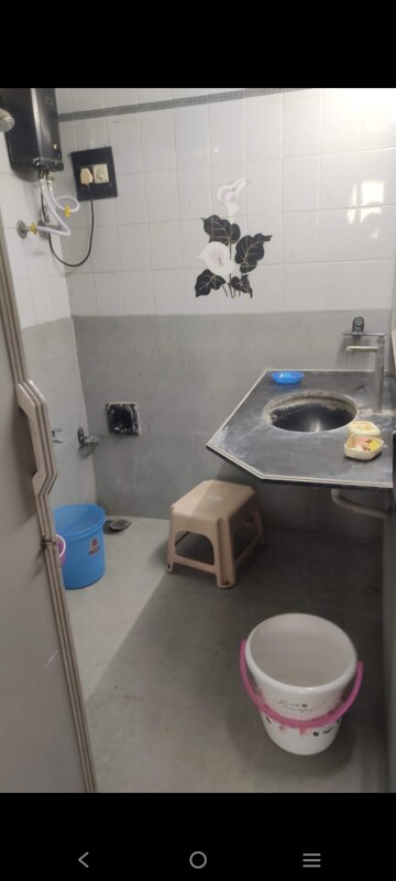 Building Lobby in 4 BHK Villa at Maruti Neelkanth Bungalows, Satellite – for Rent